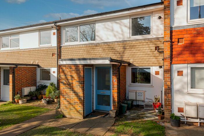 2 Bedroom Maisonette To Rent In Timberhill, Ashtead KT21