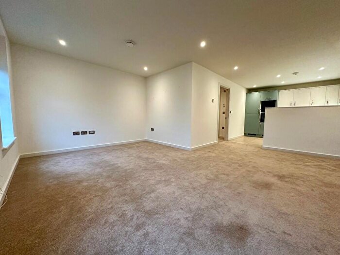 1 Bedroom Apartment For Sale In Canon Woods Close, DT9