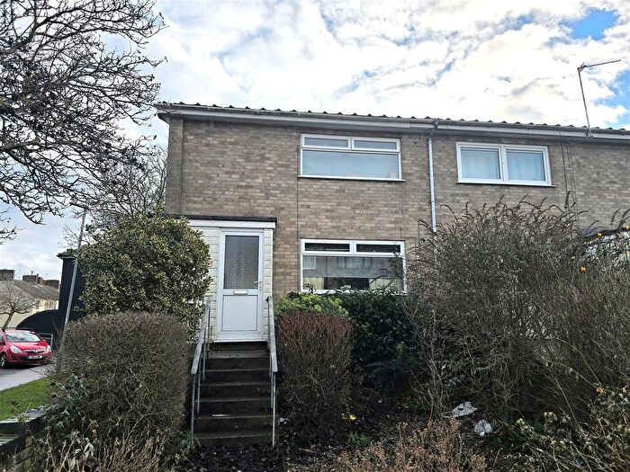 2 Bedroom End Terrace House For Sale In Tyrolean Square, Great Yarmouth, NR31