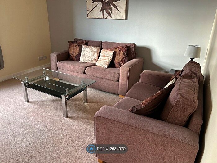 2 Bedroom Flat To Rent In Riverside Drive, Aberdeen, AB11