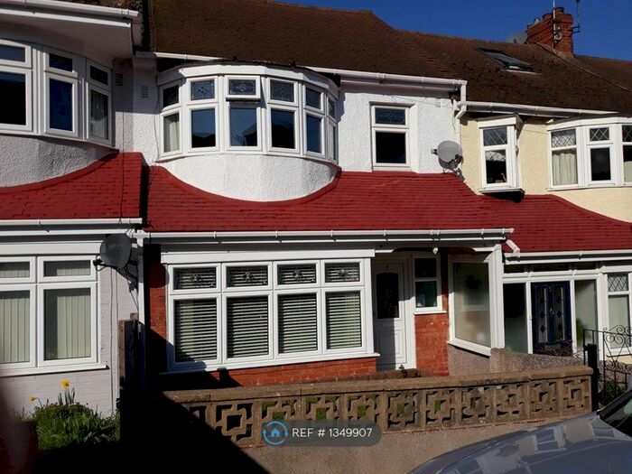 3 Bedroom Terraced House To Rent In Central Park Gardens, Chatham, ME4