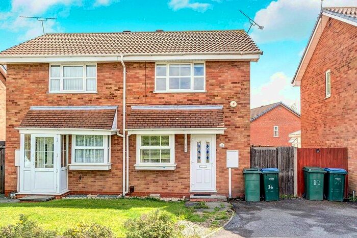 2 Bedroom Semi-Detached House To Rent In Stonefield Close, Coventry, CV2