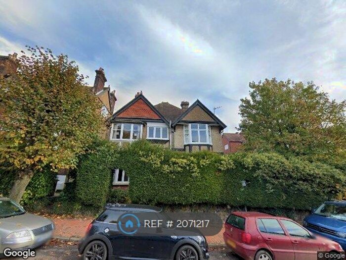 1 Bedroom Flat To Rent In Madeira Park, Tunbridge Wells, TN2