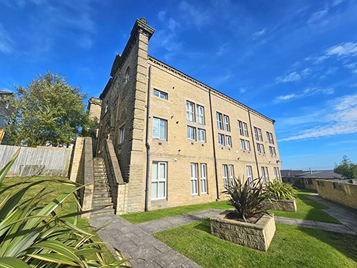 2 Bedroom Flat To Rent In Victoria Road, Bradford, BD2