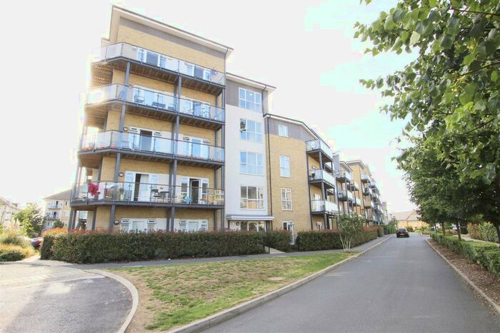 2 Bedroom Flat To Rent In Richmond Court, Pennyroyal Drive, West Drayton, UB7