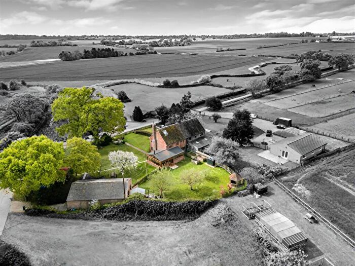 3 Bedroom Semi Detached House For Sale In Quay Lane, Beaumont, CO16