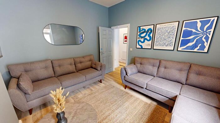 7 Bedroom House To Rent In St James Road, EX4