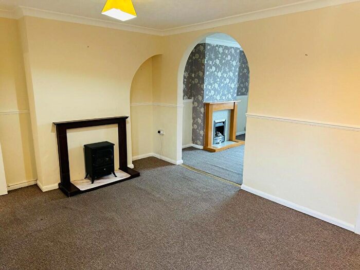 3 Bedroom End Of Terrace House For Sale In Folly Road, Deanshanger, MK19