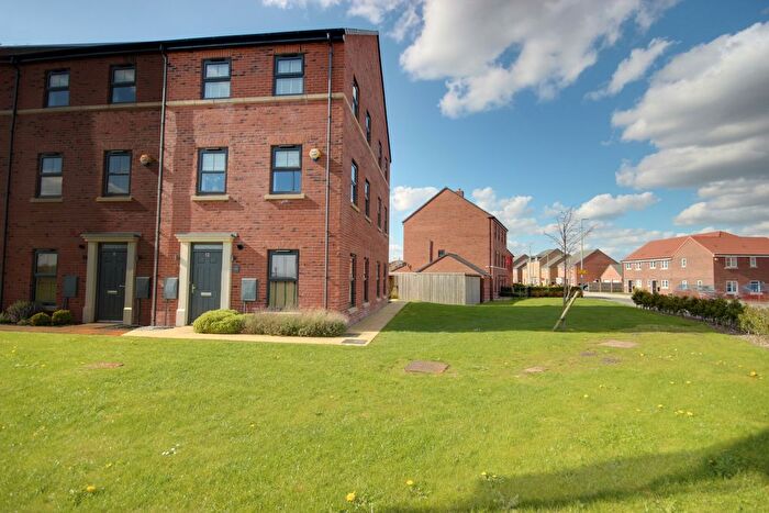 2 Bedroom End Of Terrace House For Sale In Silver Birch Close, Beverley, HU17