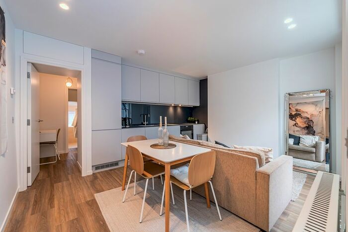 1 Bedroom Flat To Rent In Sydney Street, London, SW3