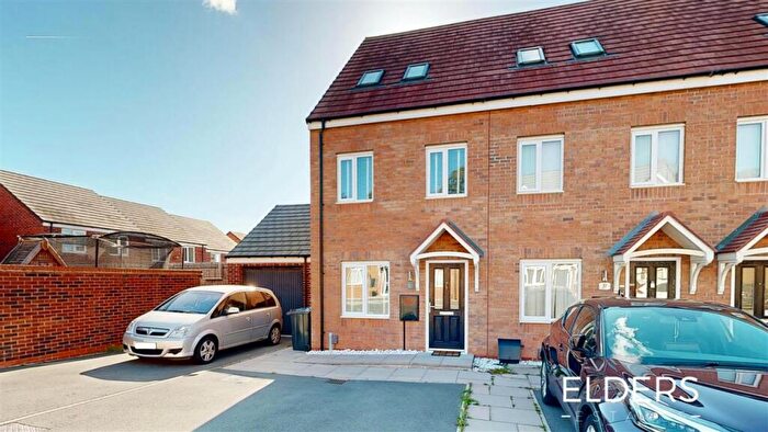 4 Bedroom Town House For Sale In Slater Way, Ilkeston, DE7