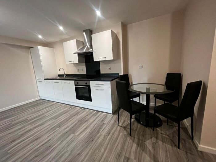 2 Bedroom Flat To Rent In Drawbridge House, City Road, Manchester, M15
