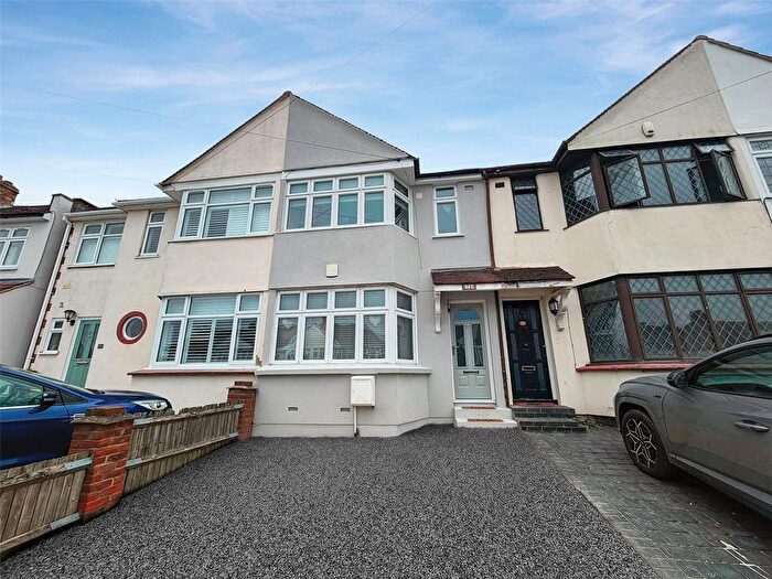 2 Bedroom Terraced House For Sale In Murchison Avenue, Bexley, DA5