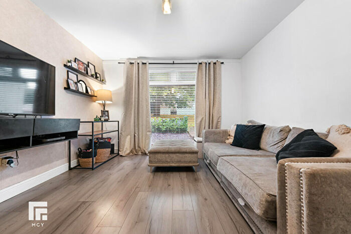 3 Bedroom End Of Terrace House For Sale In Glan Ely Close, Cardiff, CF5