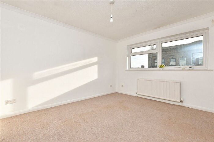 2 Bedroom Flat For Sale In Canterbury Road, Margate, Kent, CT9