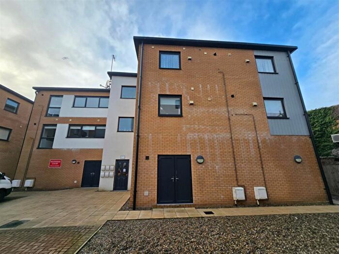 2 Bedroom Flat For Sale In Dock Tavern Lane, Great Yarmouth, NR31