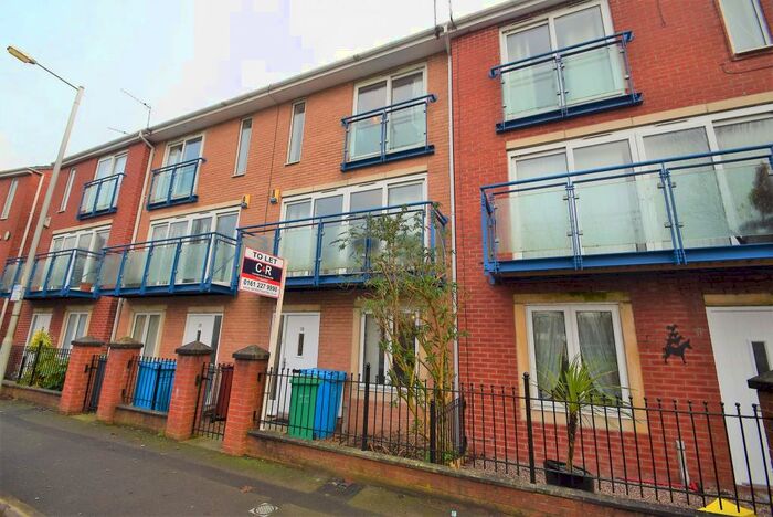 4 Bedroom Town House To Rent In The Sanctuary, Hulme, Manchester., M15