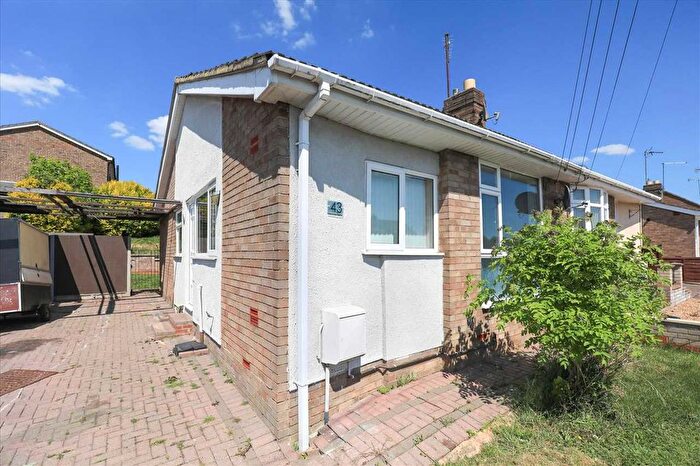 2 Bedroom Bungalow To Rent In Ashfield Avenue, Raunds, NN9