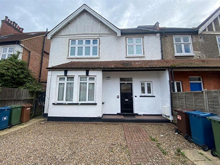 2 Bedroom Property To Rent In Warrington Road, Harrow-On-The-Hill, Harrow, HA1