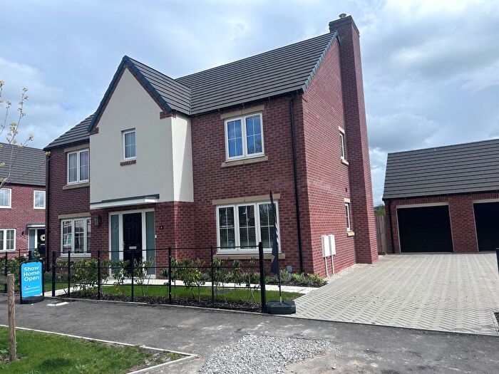 5 Bedroom Detached House For Sale In Butterfly Road, Retford, DN22