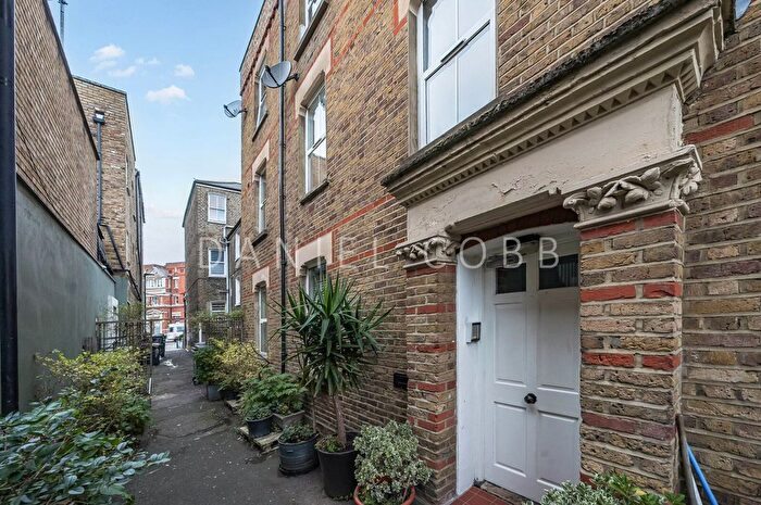2 Bedroom Flat To Rent In South Lambeth Road, Stamford Buildings South Lambeth Road, SW8