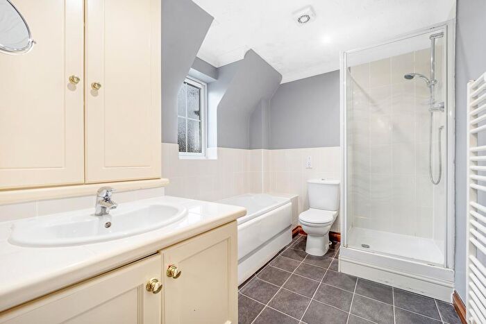 3 Bedroom End Of Terrace House For Sale In Chamomile Way, Spalding, PE11