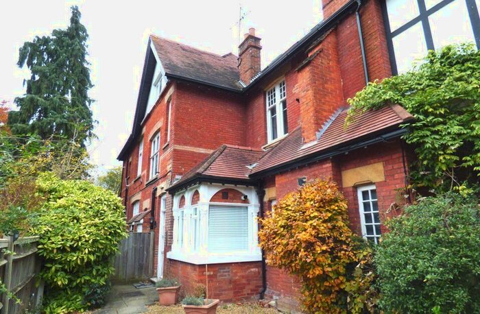 2 Bedroom Apartment To Rent In Westcote Road, Reading, RG30