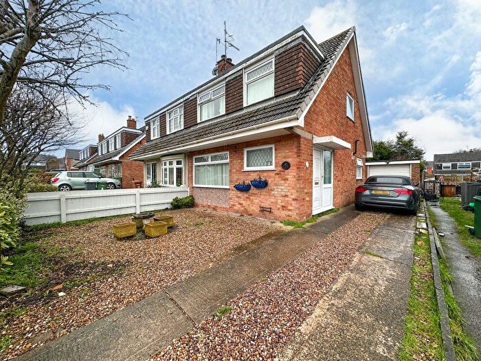 3 Bedroom Semi Detached House For Sale In Tarporley Close, Prenton, CH43