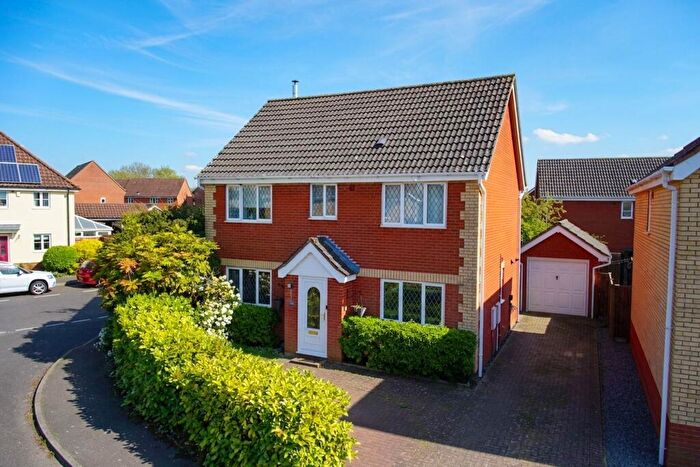4 Bedroom Detached House For Sale In Mallow Way, Wymondham, NR18