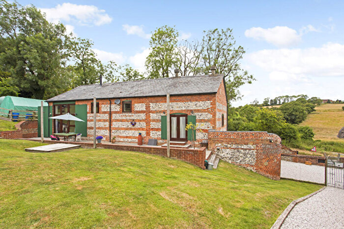 3 Bedroom Detached House For Sale In Cole Henley Road, Whitchurch, RG28