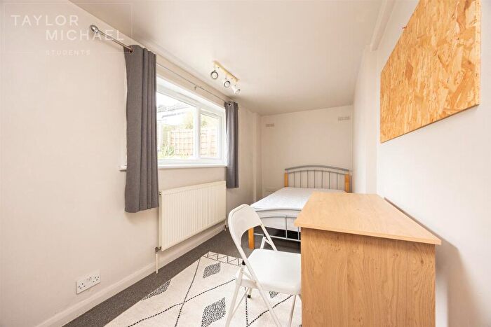 1 Bedroom Terraced House To Rent In Scotland Street, Brighton, BN2