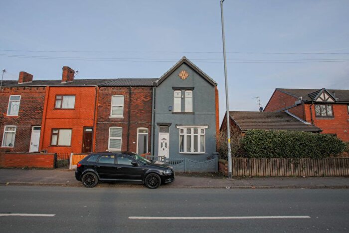 3 Bedroom End Terrace House For Sale In Warrington Road, Wigan, WN2