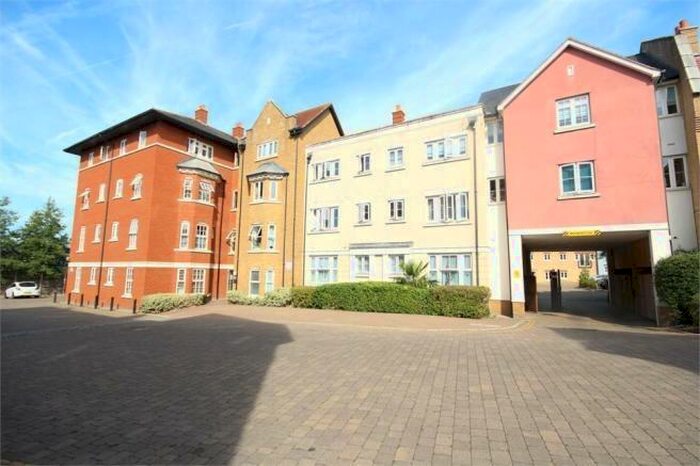 2 Bedroom Apartment To Rent In Roche Close, Rochford, Essex, SS4