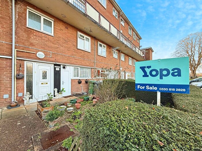 3 Bedroom Maisonette For Sale In Wellington Road, Exeter, EX2