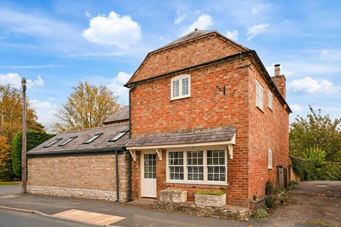 5 Bedroom Detached House For Sale In Fosse Way, Halford, Shipston-on-Stour, Warwickshire, CV36