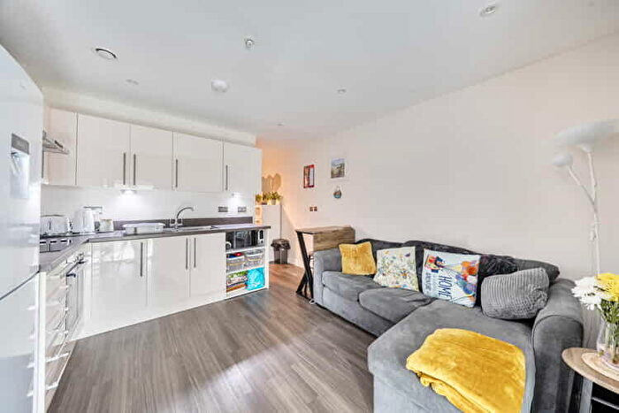 1 Bedroom Flat For Sale In Liberty House, Welwyn Garden City, Hertfordshire, AL7