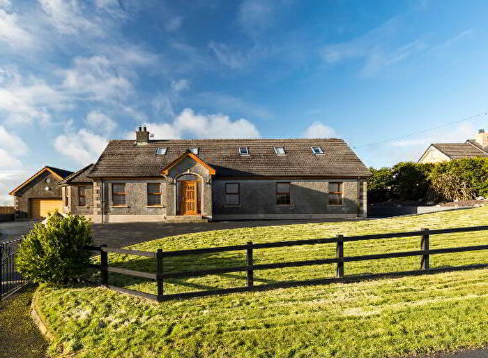 6 Bedroom Chalet Bungalows For Sale In Corbally Road, Dromore, BT25