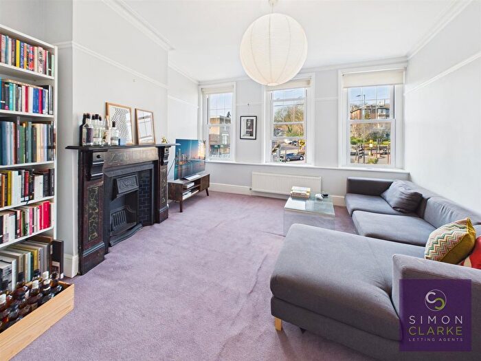 2 Bedroom Flat To Rent In Priory Road, Crouch End, N8