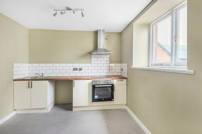 2 Bedroom Apartment To Rent In Llandrindod Wells, Powys, LD1