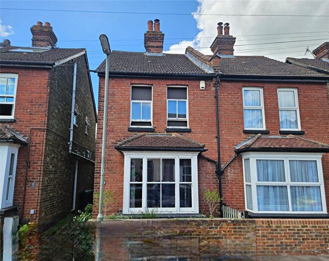 3 Bedroom Detached House For Sale In Osborne Road, Redhill, Surrey, RH1