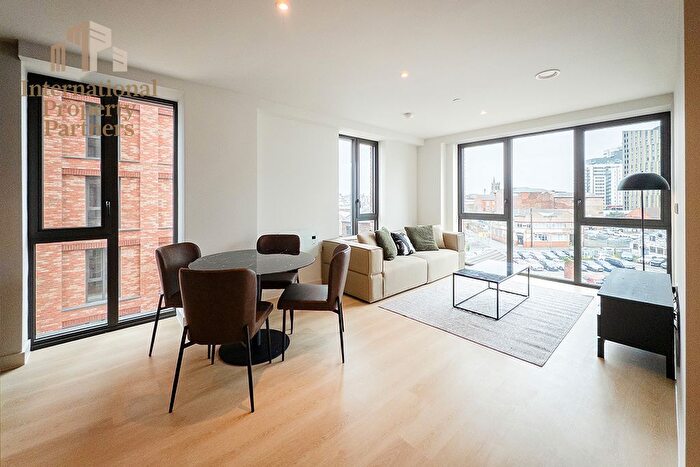 1 Bedroom Flat To Rent In Waterhouse Gardens, Dutton Street, Manchester, M3