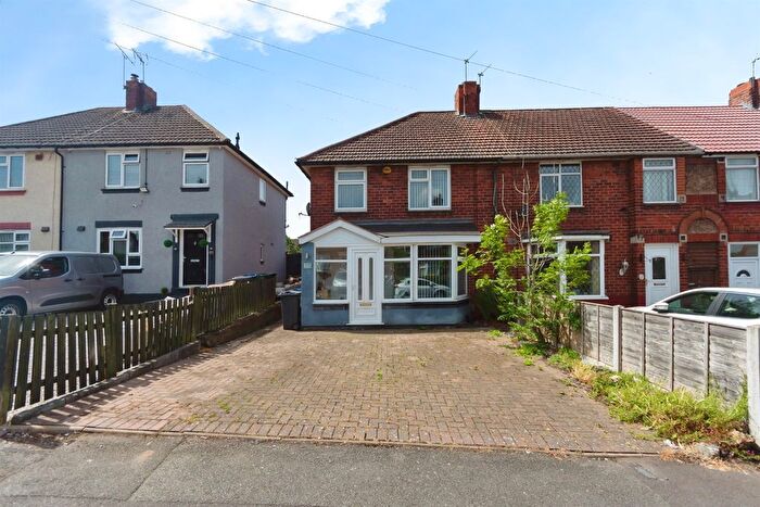 3 Bedroom End Of Terrace House For Sale In Mansion Crescent, Smethwick, B67