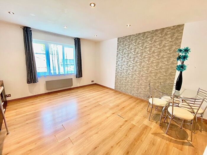 1 Bedroom Flat To Rent In Hereward Green, Debden, IG10