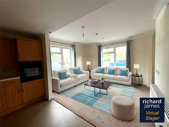 2 Bedroom Apartment For Sale In Stanton Lodge, Kingsdown Road, South Marston, SN3
