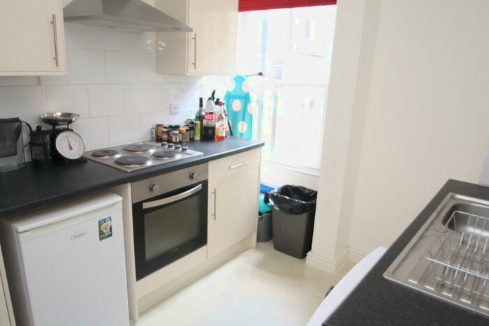 1 Bedroom Apartment To Rent In Market Place, Chippenham, SN15