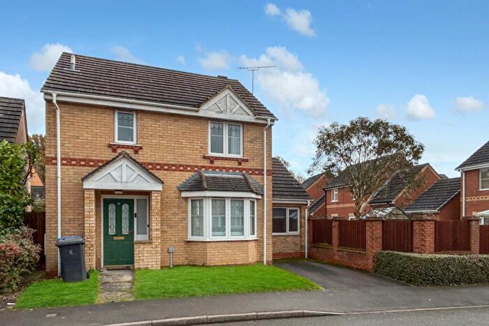 3 Bedroom Detached House For Sale In Hallgate Close, Oakwood, Derby, Derbyshire, DE21