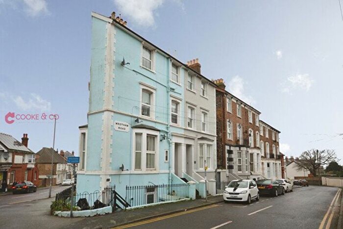 1 Bedroom Flat To Rent In Wrotham Road, Broadstairs, CT10