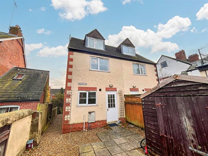 3 Bedroom Semi Detached House To Rent In Great Western Terrace, Yeovil, Somerset, BA21