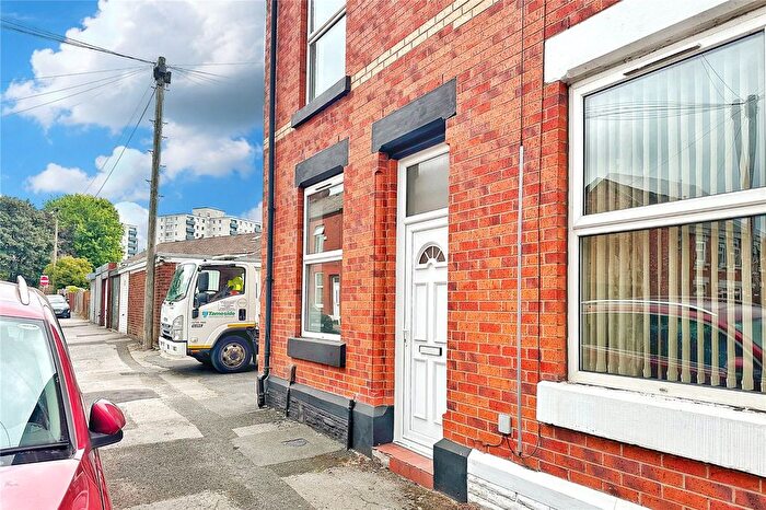 2 Bedroom End Of Terrace House For Sale In Ryecroft Street, Ashton-Under-Lyne, Greater Manchester, OL7