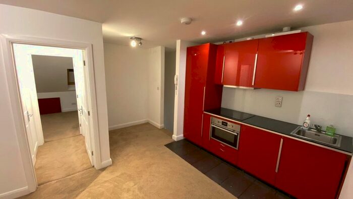 1 Bedroom Flat To Rent In Fallow Court Avenue, North Finchley, N12
